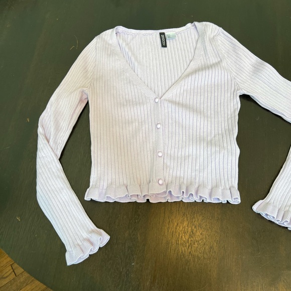 Lavender button up sweater. Divided by H&M. Size Small - Picture 4 of 5